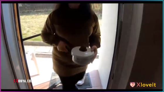 Ayten abla yemek getirdi